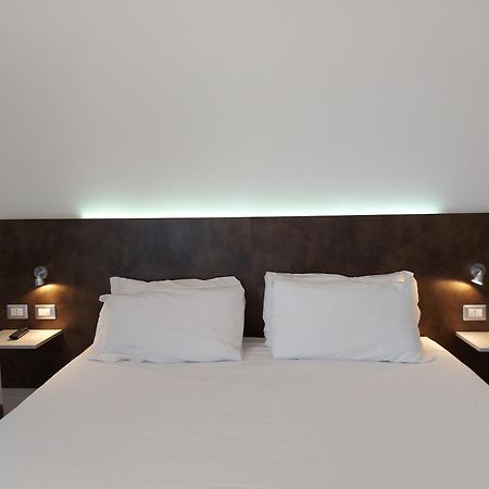 Phi Hotel Milano Baranzate Ngoại thất bức ảnh